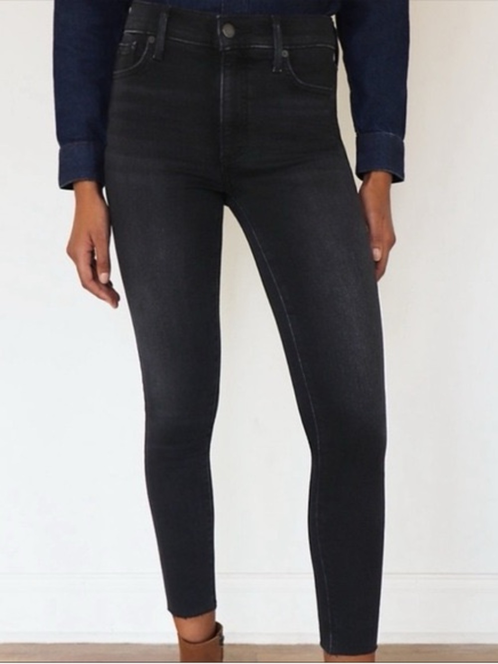 Aritzia x Denim Forum Nico Mid-Rise Black Skinny Jeans